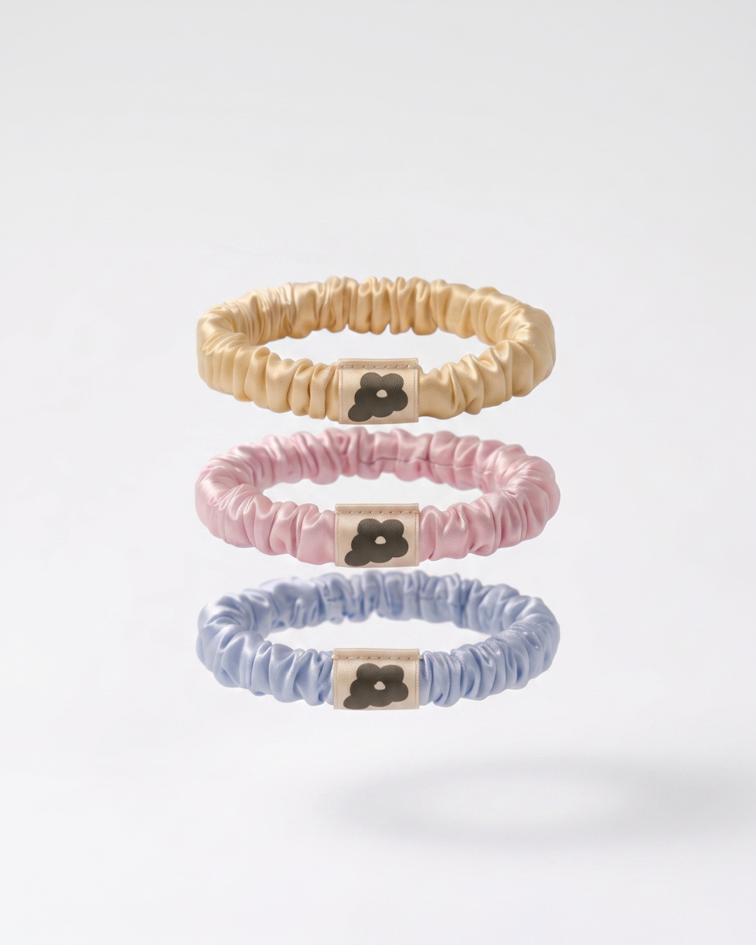 Erstes Licht Pure Silk Scrunchie Set mit 3 Haargummis