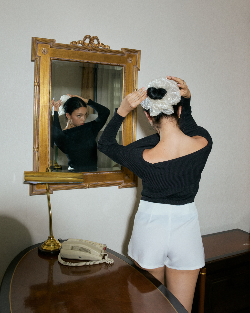 Hiraki Giant Ivory Scrunchie