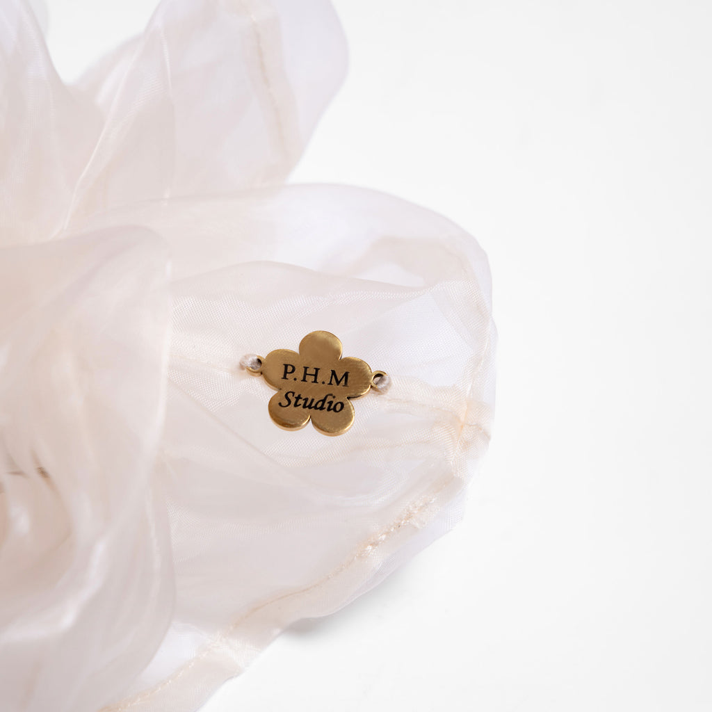 Hiraki Mini Ivory Scrunchie