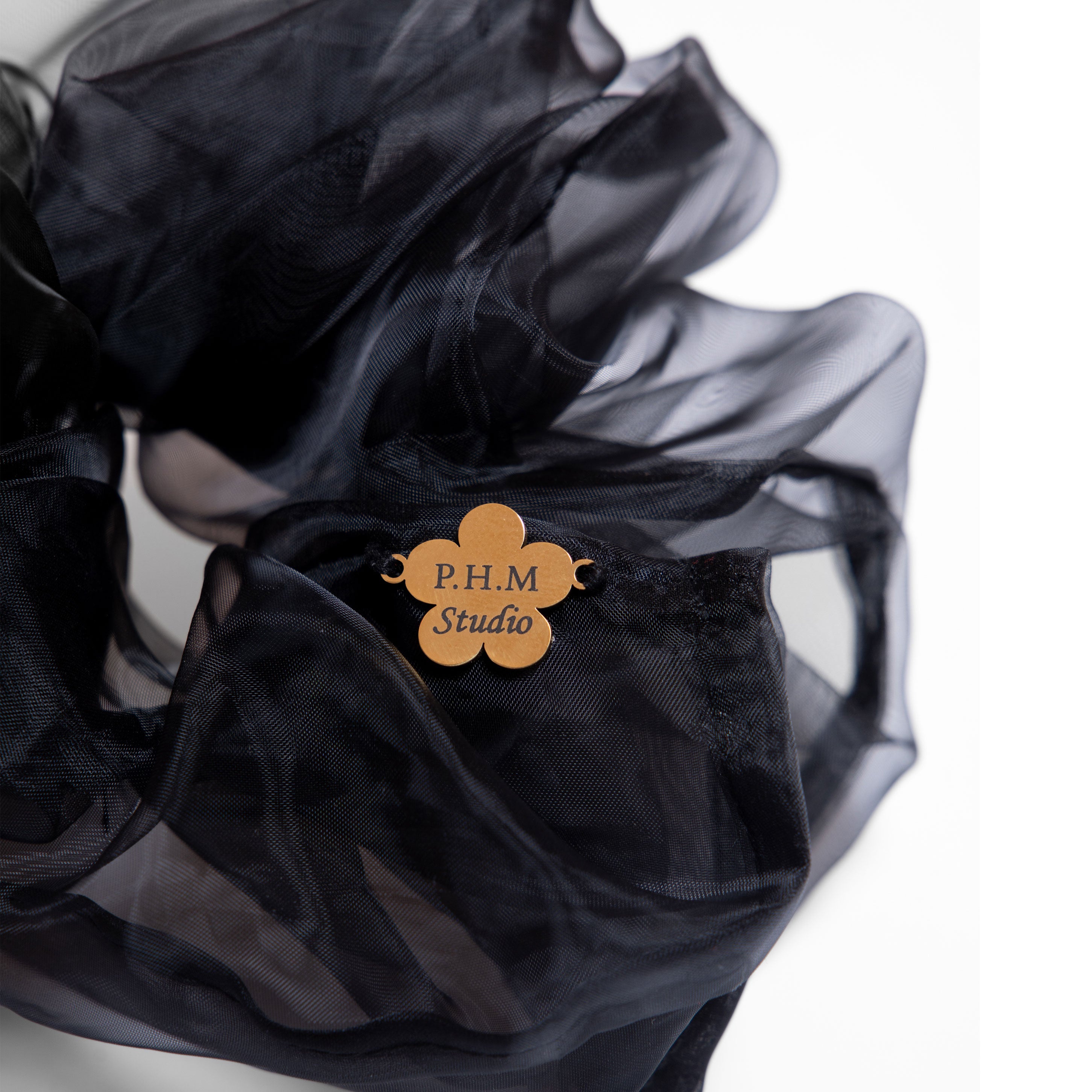 Hiraki Mini Black Scrunchie