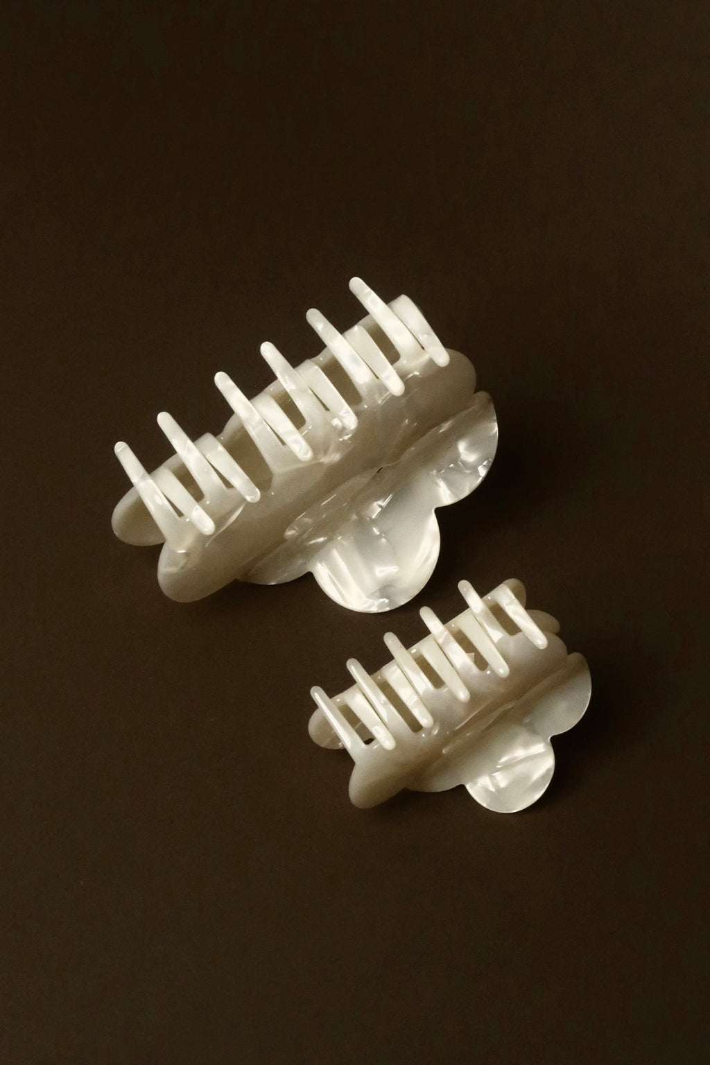 Mini Velvet Pearl Hair Claw