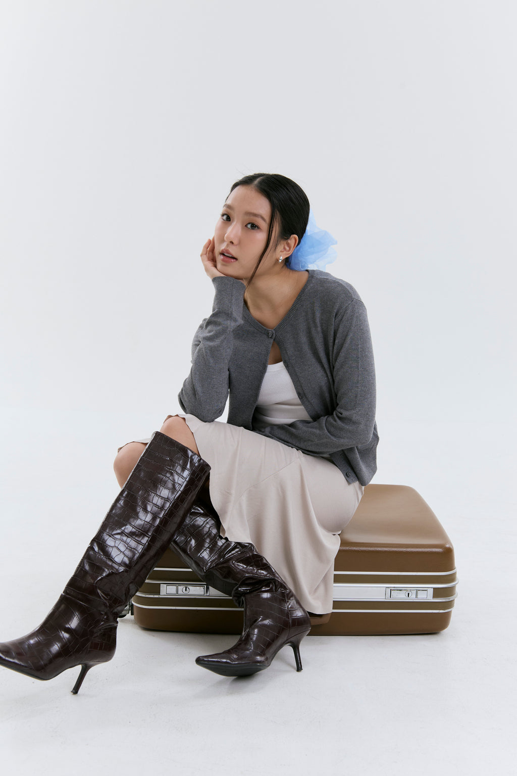 Hiraki Giant Sky Blue Scrunchie